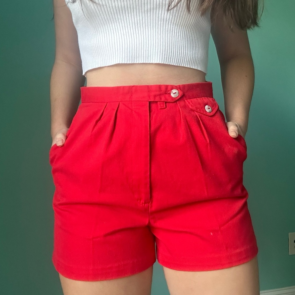 High Waist Red Shorts with Sporty Design